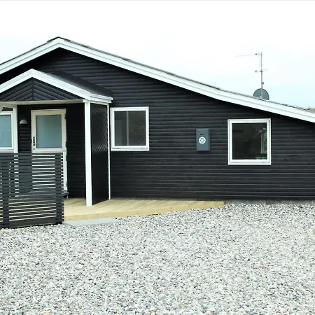 Nyaraló Martti - From The Sea In Western Jutland By Interhome *