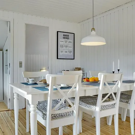 Martti - From The Sea By Interhome